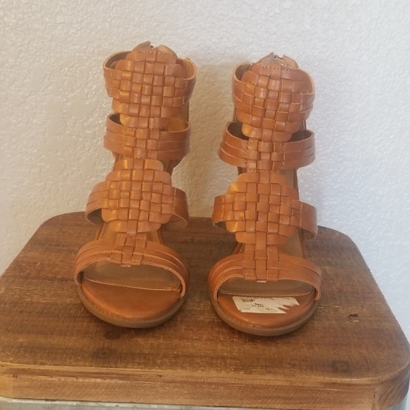 Wedges - Picture 1 of 4